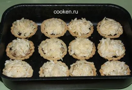 Tartlets csirkével és szilva - recept fotókkal