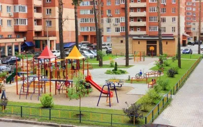 HOA - teritoriul conținutului de case adiacente zone, locuri de joacă, intrările, subsoluri și alte