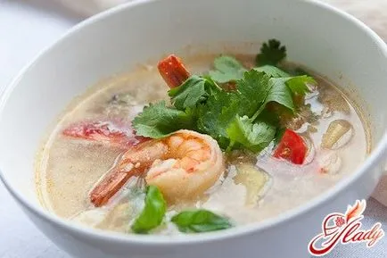 Tom yam cum să pregătească o supă thailandeză de neuitat