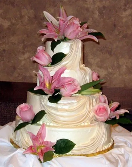 Díszítő svabednogo asztal és esküvői torták - fénykép étkészlet, dekoráció ételek étel 1001