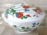 japán porcelán