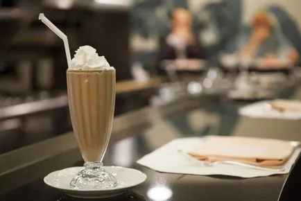 10 Opțiuni milkshake-uri delicioase, care sunt în valoare de a găti acasă, umkra