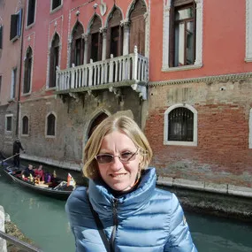Mare cireș de vacanță italian de pe tort de la Veneția