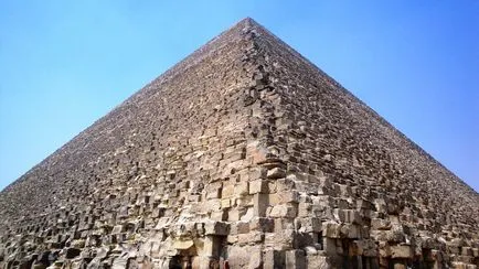 De ce să construiască piramide, șapte Rusă