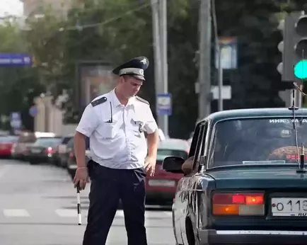 Ez lehetővé tette közlekedési rendőr az úton mítoszok és a valóság