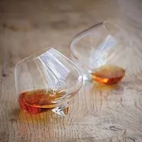 Cognac ízű néhány italt speciális kezelést igényel