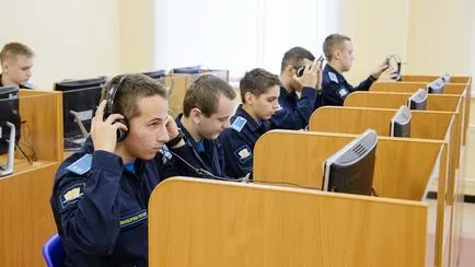 Cadet авиоинженер училище в Воронеж, кой какво прави и обучен