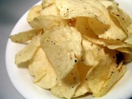 Hogyan kell főzni a chipek otthon - lépésről lépésre ételek elkészítésére, ez a recept, egy fénykép -