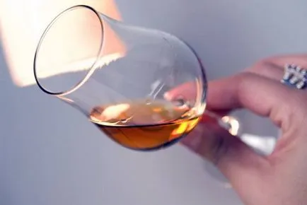 Hogyan, hogy megkóstolja a brandy, konyak történelmi múzeum