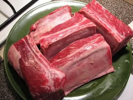 Cum de a găti coaste de carne de vită în cuptor