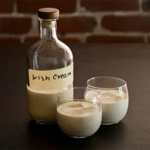 Hogyan készítsünk házi Baileys likőr recept itt!