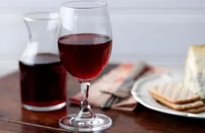 Hogyan készítsünk szilva bor otthon