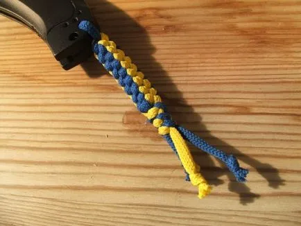 Cum de a lega un pătrat pentru jackknife lanyard