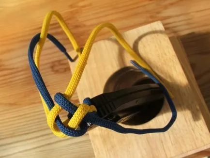 Cum de a lega un pătrat pentru jackknife lanyard