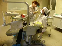 clinica dentist