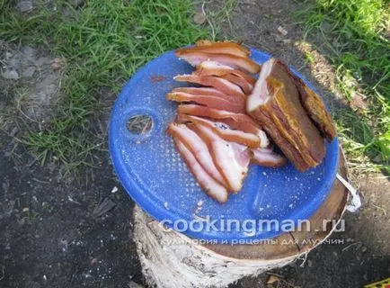 Cartofi copți în folie cu bacon - gătit pentru bărbați