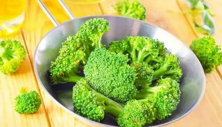 Atunci când taie broccoli