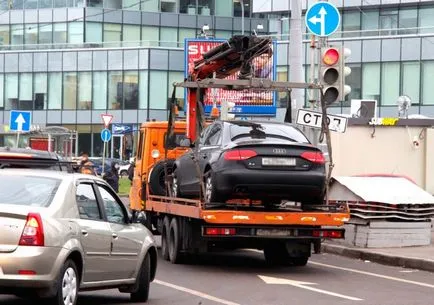 Vehicule de evacuare incorecte în 2017 - la lira masina, parcate necorespunzător,