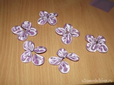 Панелите в техниката kanzashi 