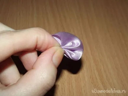 Panouri in tehnica kanzashi „violet“