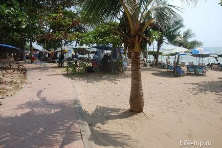 Pratamnak Beach (plajă pratumnak) - confortabilă și liniștită