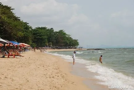 Pratamnak Beach (Pratumnak strand) - kényelmes és csendes