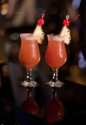 Lépésről lépésre Singapore Sling koktélok