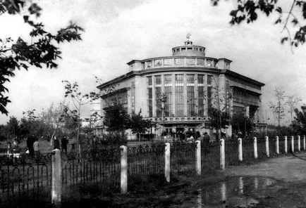 Lenin avenue