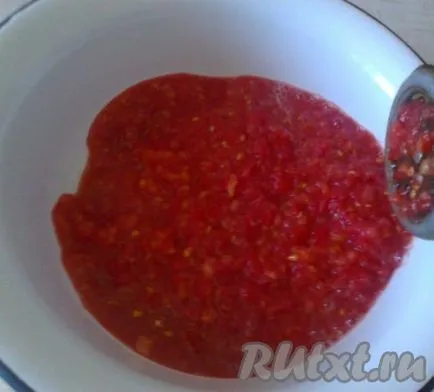 А просто рецепта за доматен сос за зимата - рецептата със снимка