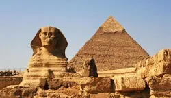 Distanta de la piramide Hurghada
