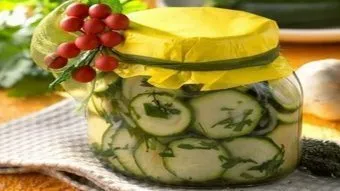 Saláta „Nezhinskii” uborka klasszikus recept a téli és egy variáns fokhagyma, káposzta, stb