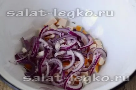 Salata cu reteta de pui afumat cu fotografie delicios