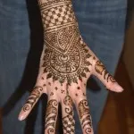 Henna tetoválás hány nyugszik