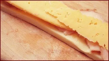 Puff zsinórra csirkével és sajttal recept fénykép paragrams