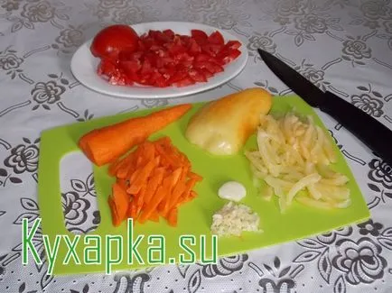 Зелен боб с месни ястия у дома с снимка на стъпките за рецепти