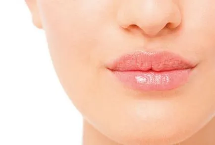 Упражняване и масаж за увеличаване на устни устни у дома