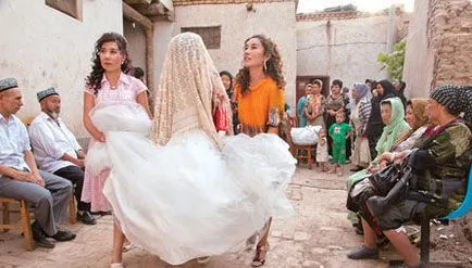 Уйгурски сватба, това, което тя, женски портал comode