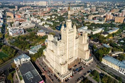 Belül Moszkva felhőkarcolók ahogy néz, és aki él bennük (46 fotó)