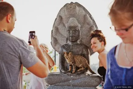 Pratamnak Hill arany buddhaszobor, és a megfigyelő fedélzeten