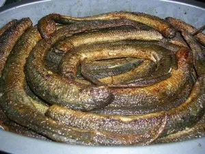 lamprey Prăjită, rețete pilaf și nu numai