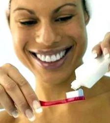 Hogyan kell használni a fogkefét
