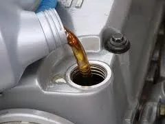 Как е замяната на масло в автосервизите