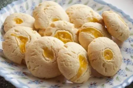 Как да се готви бисквити от жълтъците на яйцата