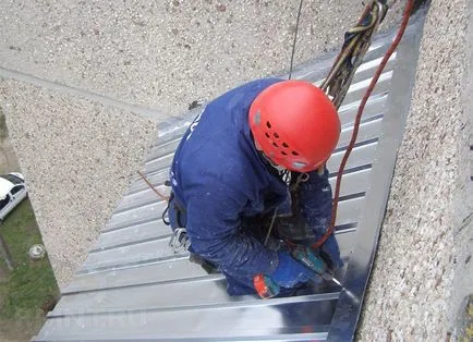 Cum sa faci un acoperiș sau baldachin pe balcon la ultimul etaj