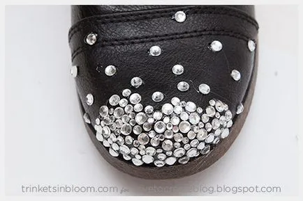Как да украсят обувки с кристали
