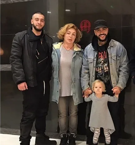 Cum mama Timati femeie magnifica!