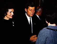 Kennedy, Jacqueline - ez