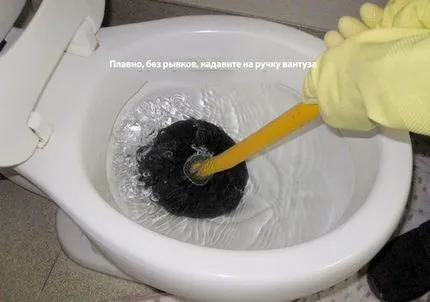 WC înfundată cum curata blocajul te acasa (video)