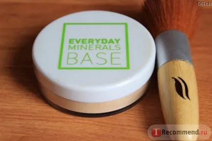 Praf mineral pentru pielea problemă, fără talc și parabeni, recenzie, fotografii și video