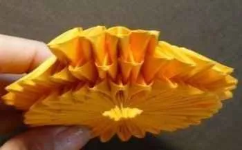 origami modular de master-class pe crearea de ananas - meserii interesante